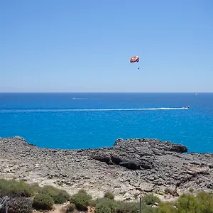 3* Apartahotel Cala Morlanda Estudios